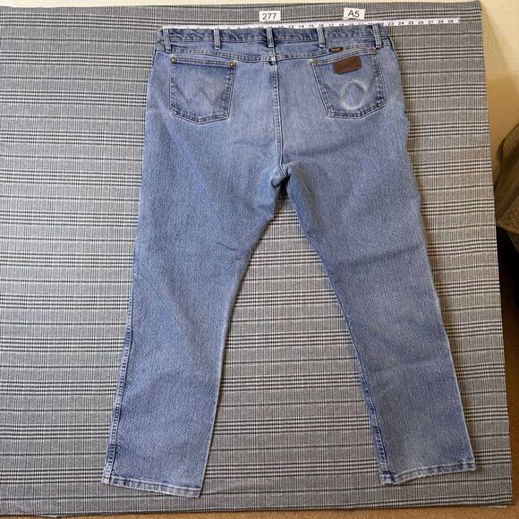 Wrangler Men's Jeans Light Blue Denim 44x32 Advanced Comfort - Picture 1 of 8